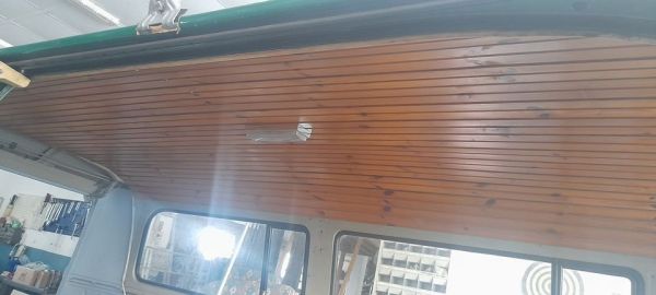 Volkswagen T2a minibus 1975 135748