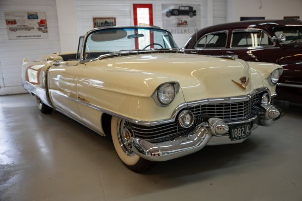 Cadillac Eldorado Corvertibile 1954 136002