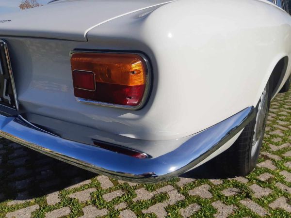 Alfa Romeo Giulia 1600 Sprint GT 1966 136271